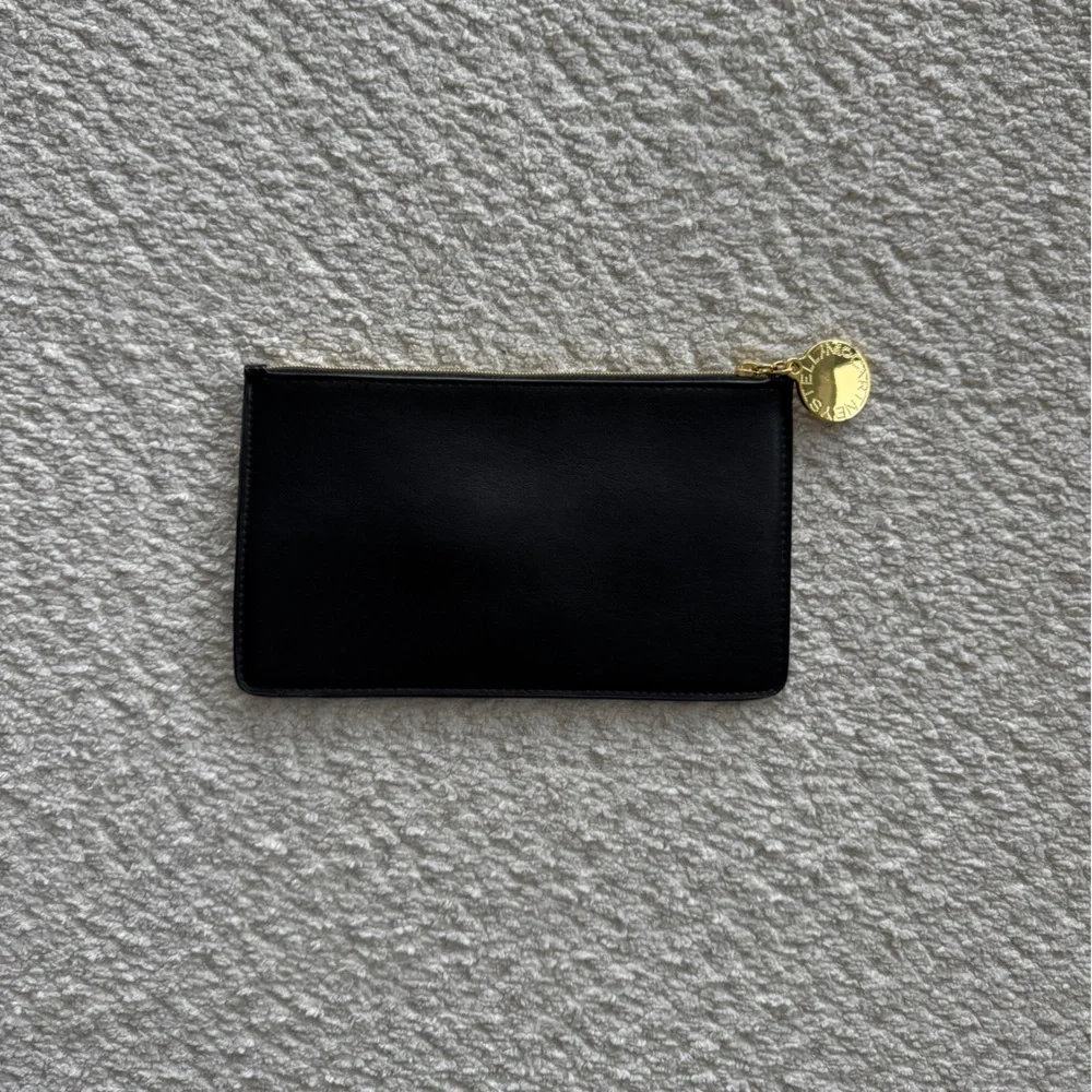 STELLA MCCARTNEY Black Clutch